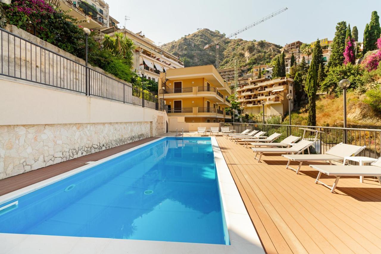 Appartamento Calipso Seaview Flat With Private Parking Taormina Esterno foto