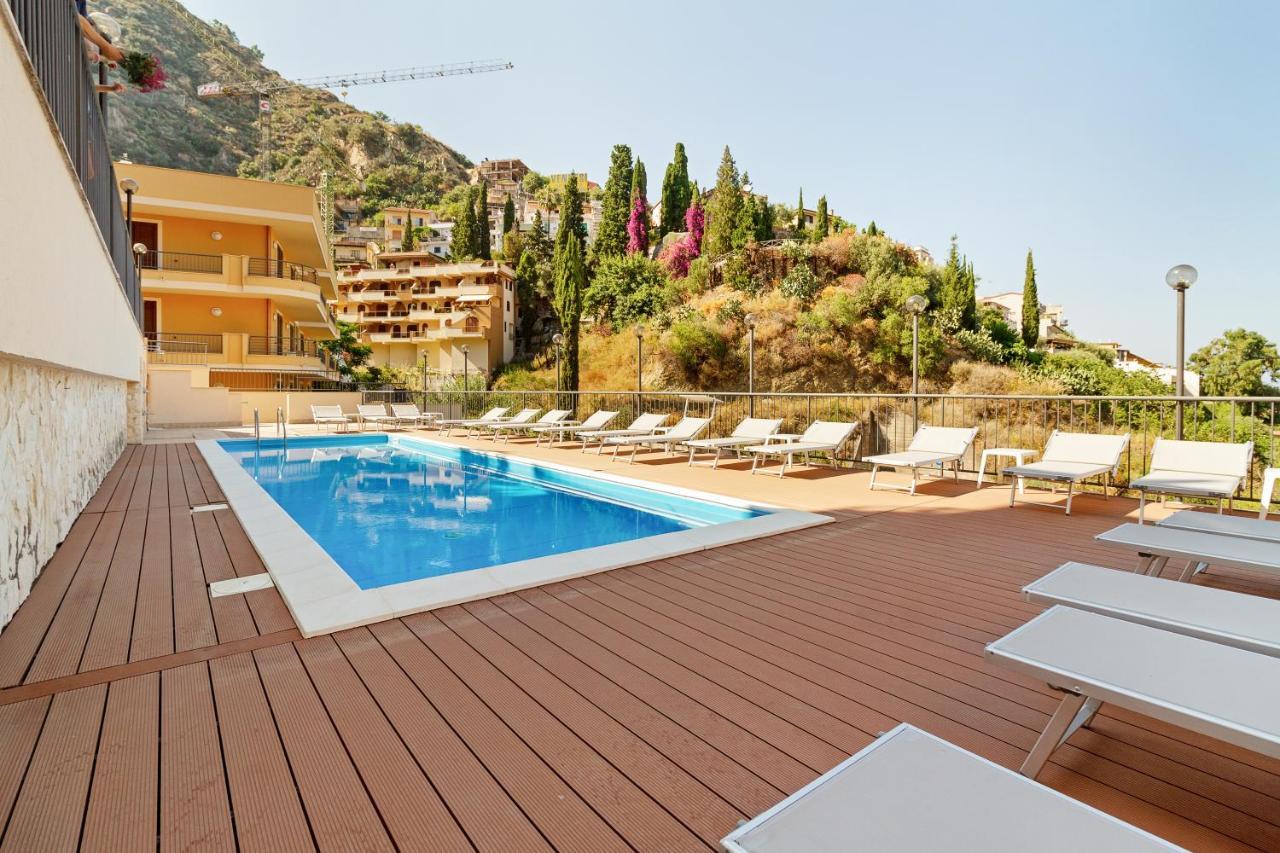 Appartamento Calipso Seaview Flat With Private Parking Taormina Esterno foto