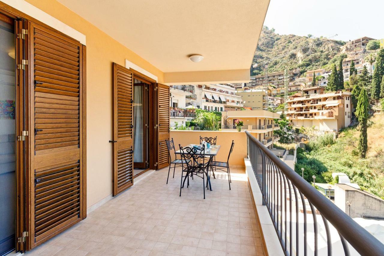 Appartamento Calipso Seaview Flat With Private Parking Taormina Esterno foto